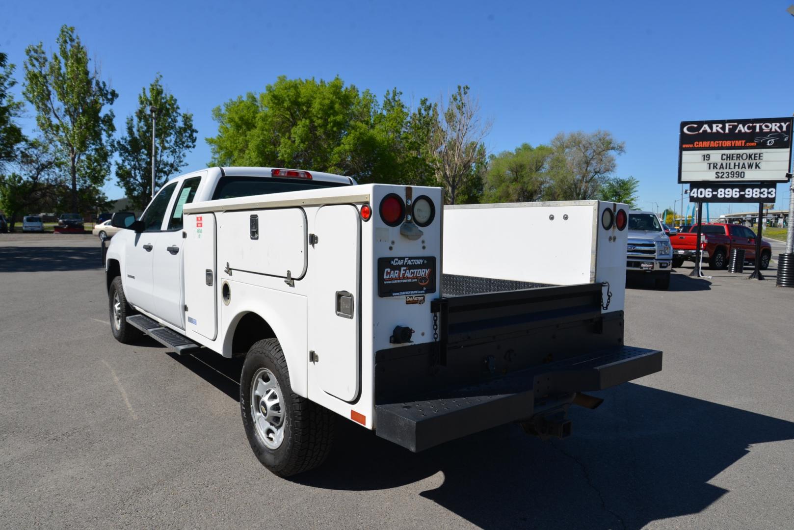 2015 White /Gray Chevrolet Silverado 2500HD Service Body Double Cab 4WD (1GB2KUEG6FZ) with an 6.0 Gasoline V8 engine, Automatic transmission, located at 4562 State Avenue, Billings, MT, 59101, (406) 896-9833, 45.769516, -108.526772 - Photo#4